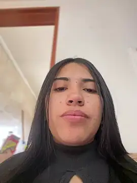 SaritaHot 69 online show from 12.22.24