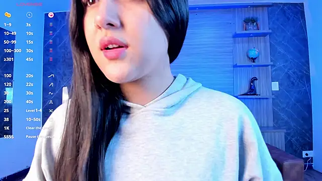 paulina sweett  online show from 10.14.25