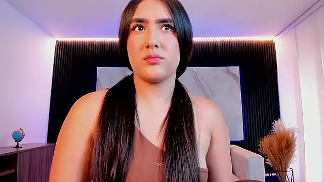 paulina sweett  online show from 03.26.26