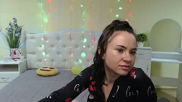 KaraCriegs online show from 01.19.25