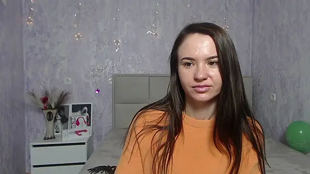 KaraCriegs online show from 01.20.25