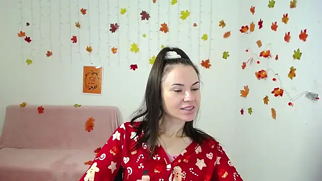 KaraCriegs online show from 11.21.25