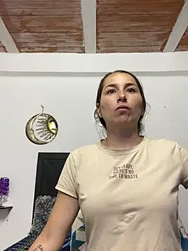 Iris love18 online show from 02.05.25