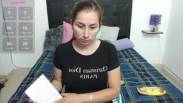 Iris love18 online show from 02.13.25