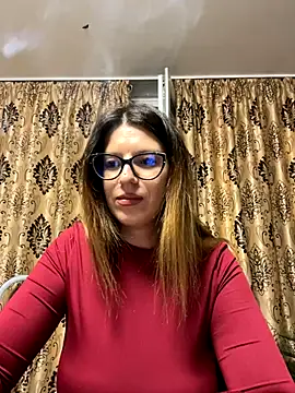 NadiraNoor online show from 09.17.25