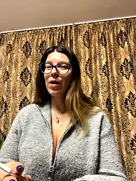 NadiraNoor online show from 11.23.25