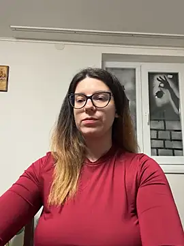 NadiraNoor online show from 11.29.25