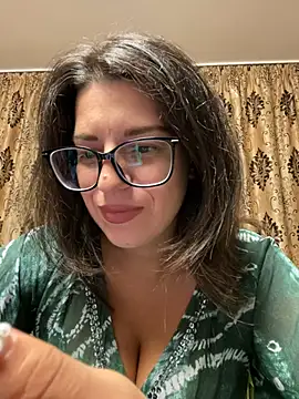 Snapshot of NadiraNoor chatting on 07.24.26 NadiraNoor online show from 07.24.26