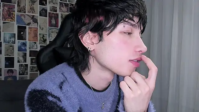 Snapshot of liamelf chatting on 09.26.25 liamelf online show from 09.26.25