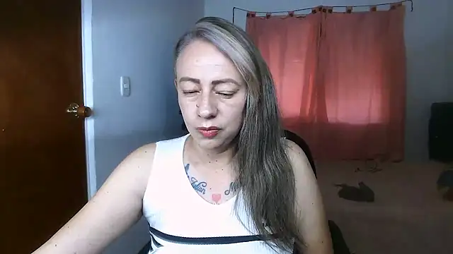Snapshot of Chanel_87xxx chatting on 06.20.26 Chanel 87xxx online show from 06.20.26