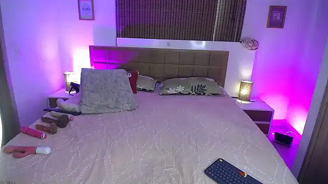 ShanonLe online show from 12.09.24