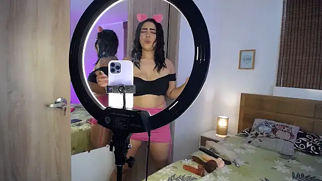 ShanonLe online show from 01.29.25