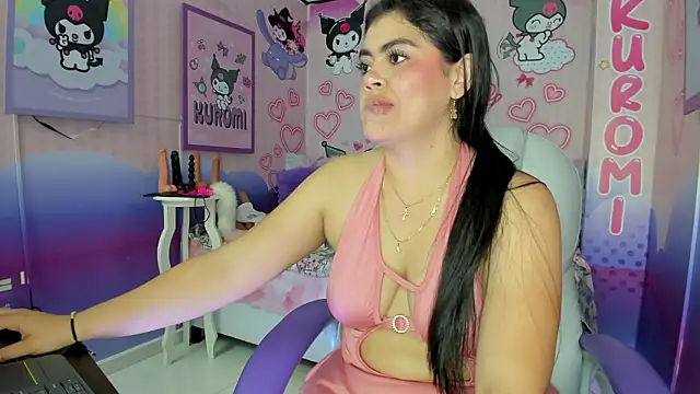 Snapshot of valery__sexy chatting on 02.21.26 valery sexy online show from 02.21.26