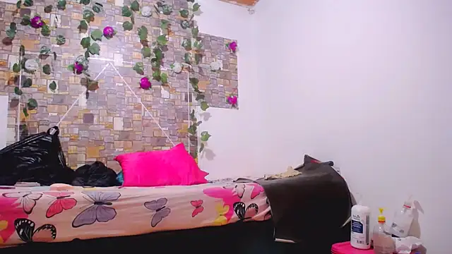 MaidenGame online show from 11.10.25