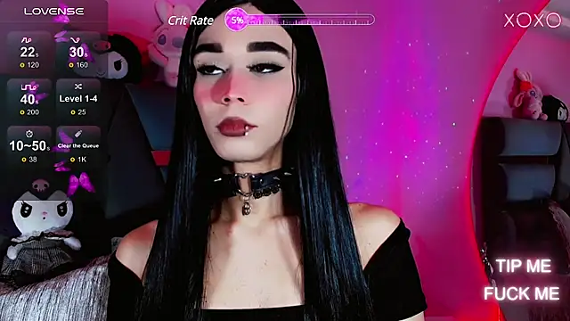 Snapshot of kimMaddiee chatting on 12.20.24 kimMaddiee online show from 12.20.24