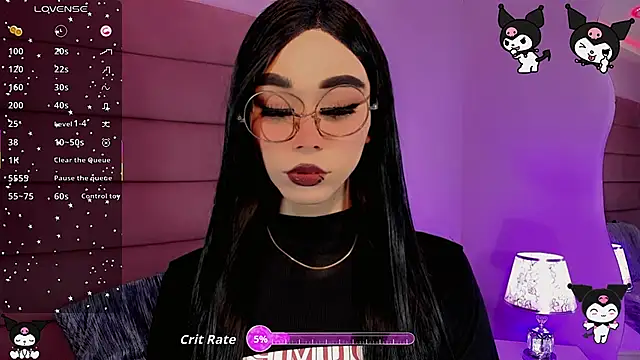 Snapshot of kimMaddiee chatting on 10.30.25 kimMaddiee online show from 10.30.25