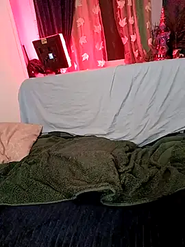 Snapshot of LillyAmore chatting on 03.07.25 LillyAmore online show from 03.07.25