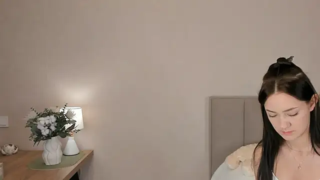 Snapshot of MaryLepson chatting on 09.26.25 MaryLepson online show from 09.26.25