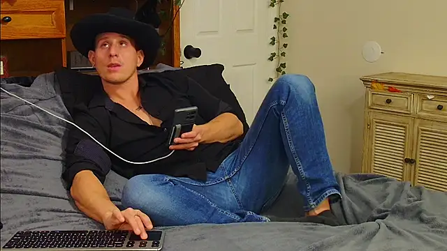 zack Fisher online show from 02.06.26