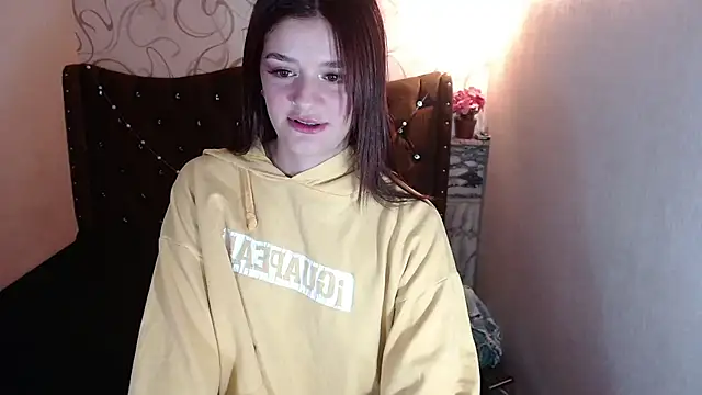 LiaHarryis online show from 02.25.25