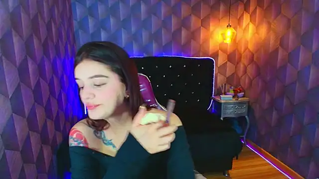 LiaHarryis online show from 02.07.26