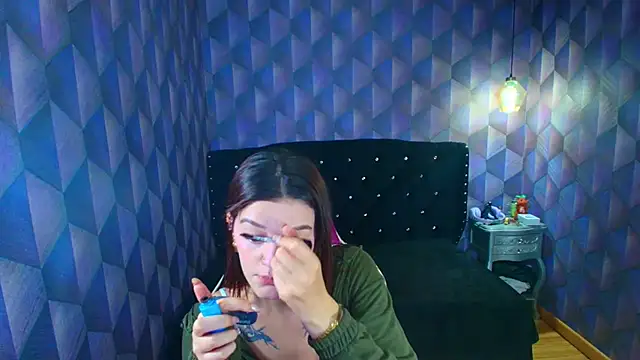 Snapshot of LiaHarryis chatting on 05.29.26 LiaHarryis online show from 05.29.26