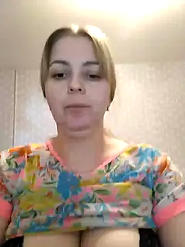 Lady nice cat online show from 01.10.25