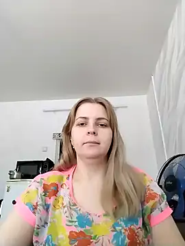 Lady nice cat online show from 01.15.25