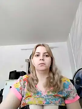 Lady nice cat online show from 01.16.25