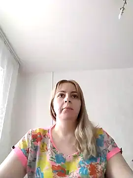 Lady nice cat online show from 01.17.25