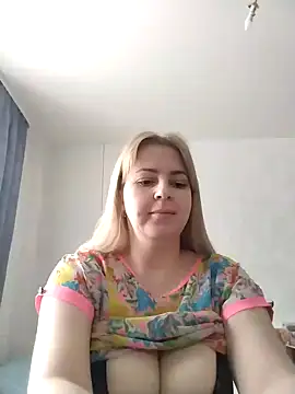 Lady nice cat online show from 01.24.25