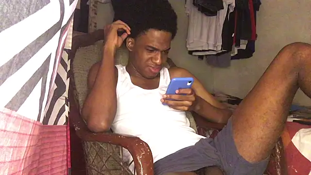 Snapshot of thedickboii chatting on 01.25.25 thedickboii online show from 01.25.25