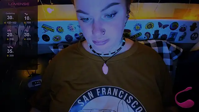 EllieOz online show from 12.08.24