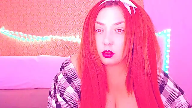 Snapshot of SecrettBela chatting on 11.07.25 SecrettBela online show from 11.07.25