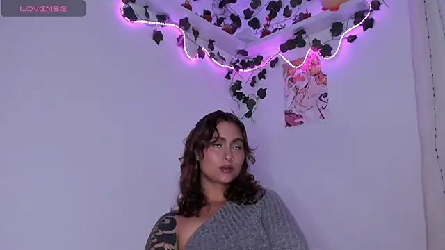 Violette-Ramirez01 online show from 03.04.25