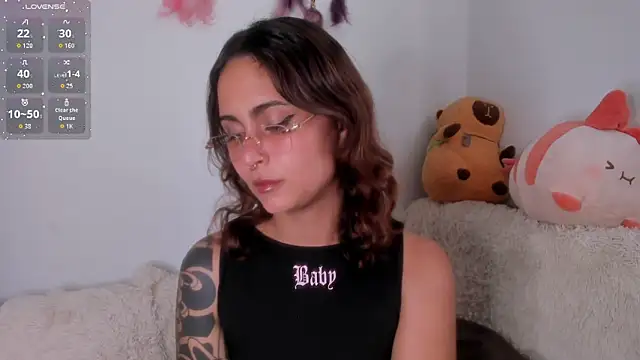 Snapshot of Violette-Ramirez01 chatting on 02.09.26 Violette-Ramirez01 online show from 02.09.26