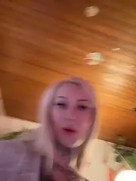 Snapshot of Stella-Kink chatting on 12.13.24 Stella-Kink online show from 12.13.24