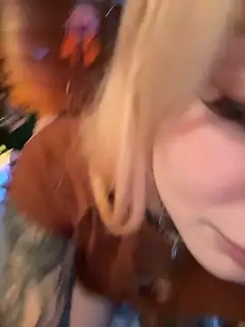 Snapshot of Stella-Kink chatting on 01.23.25 Stella-Kink online show from 01.23.25