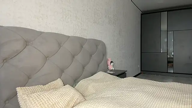 GracefulCharm online show from 01.23.25