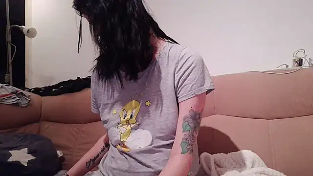 LauraBaby online show from 12.21.24