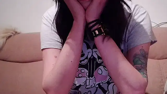 LauraBaby online show from 03.10.25