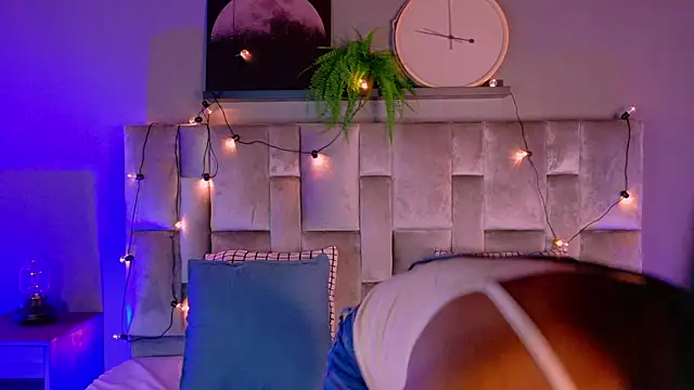 nahomi campbell online show from 10.18.25