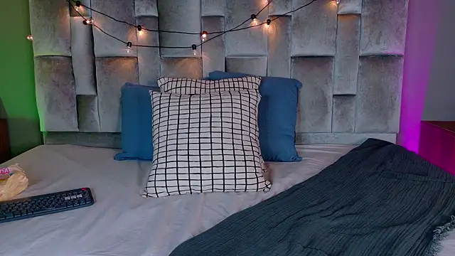 Snapshot of nahomi_campbell chatting on 02.04.26 nahomi campbell online show from 02.04.26