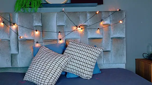 Snapshot of nahomi_campbell chatting on 02.27.26 nahomi campbell online show from 02.27.26