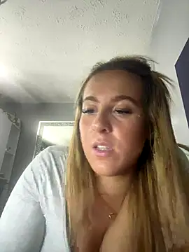 Miss emilee online show from 09.18.25