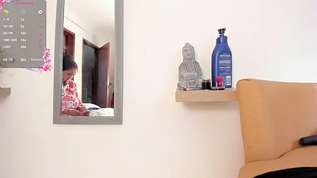 Amina hafsa online show from 06.04.26