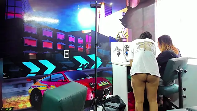 Snapshot of anaroman01 chatting on 09.26.25 anaroman01 online show from 09.26.25