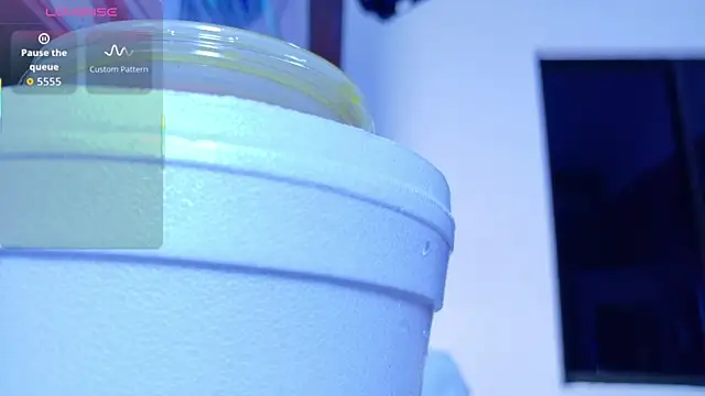 daddyissuesss  online show from 11.07.25