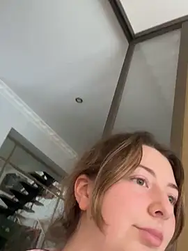 Snapshot of curvyflawless chatting on 11.16.25 curvyflawless online show from 11.16.25