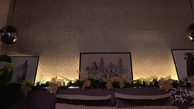 ElleDiane online show from 12.24.24
